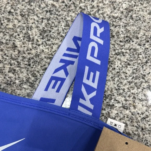 Nike Pro Sports Bra - NWT - Picture 3 of 6